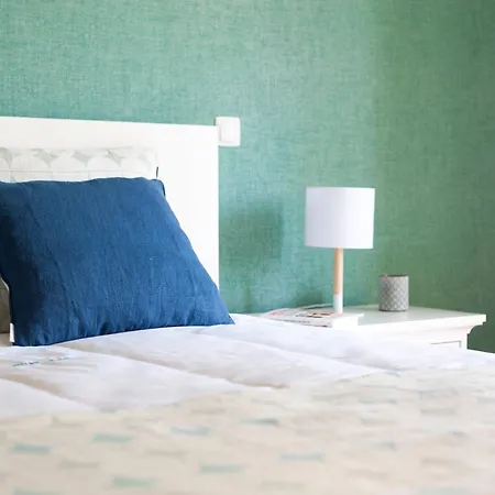 Oura - Bluesea 알부페이라