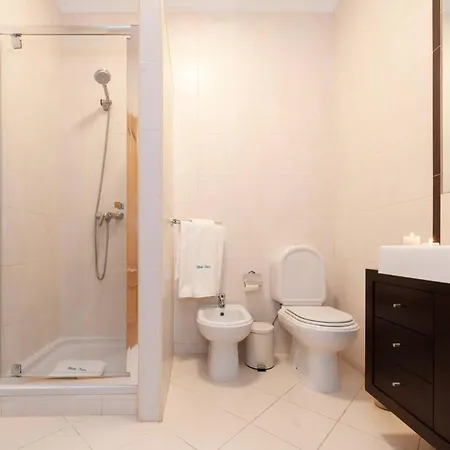 Oura - Bluesea 알부페이라